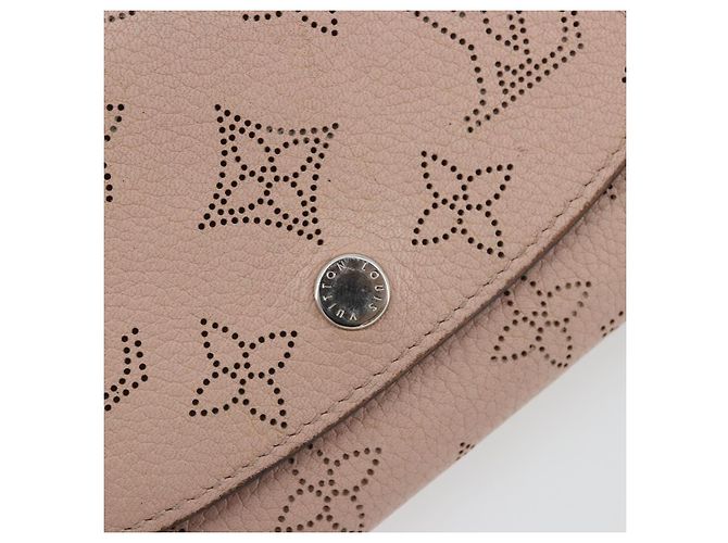 LOUIS VUITTON Mahina Portefeuille Iris Compact Wallet Pink M82757 Auth 194235A Rosa - vista 13