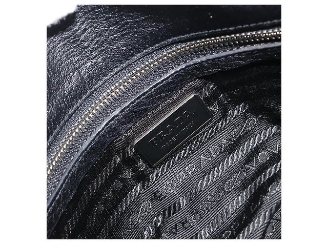 Bolso de hombro PRADA de piel negro plata Auth 195224V - vista 17