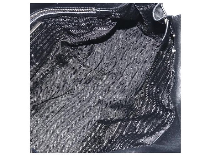 Bolso de hombro PRADA de piel negro plata Auth 195224V - vista 18