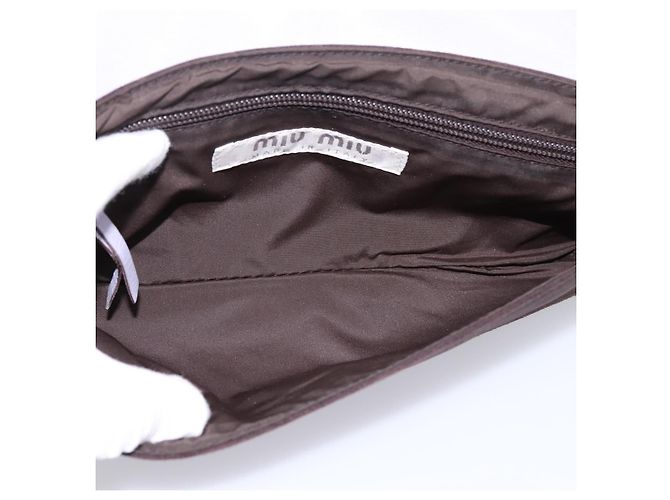 Borsa a pochette Miu Miu Suede Brown Silver Auth 186970 Marrone Argento - vista 13