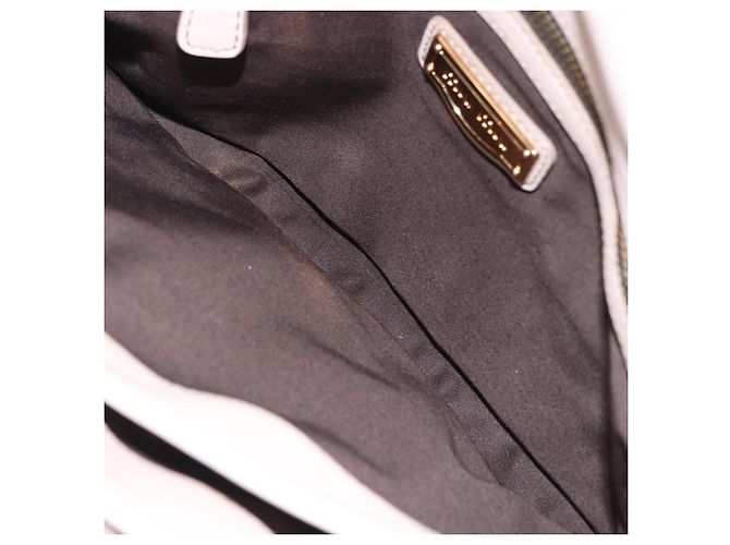 Borsa a tracolla con catena Miu Miu Pelle Beige Tono Oro Auth 195430A - vista 25
