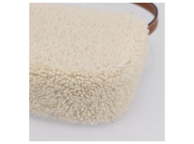 Céline CELINE Triomphe Mini Claude Shoulder Pouch Bore Beige Gold Auth 196467SAM Dorado - vista 12