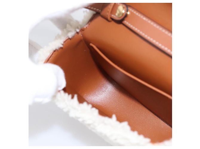 Céline CELINE Triomphe Mini Claude Shoulder Pouch Bore Beige Gold Auth 196467SAM Dorado - vista 18