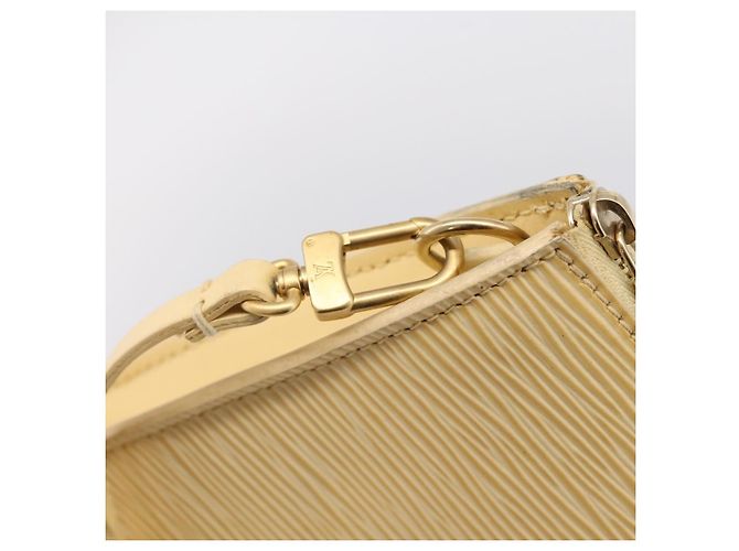 LOUIS VUITTON Epi Pochette Accessoires Pouch Vanilla M5294A LV Auth 195523V - vista 16