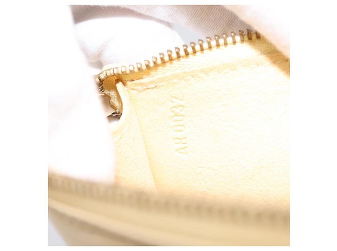 LOUIS VUITTON Epi Pochette Accessoires Pouch Vanilla M5294A LV Auth 195523V - vista 20