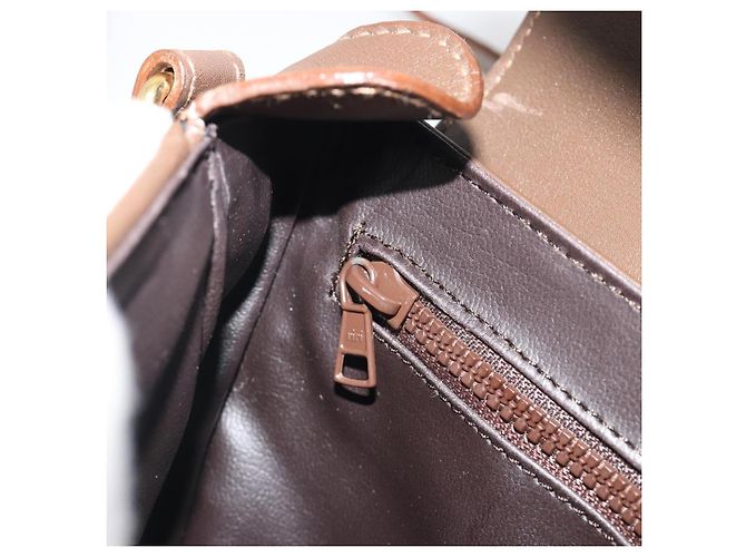 Céline Borsa a tracolla CELINE in pelle marrone e oro Auth 194395A D'oro - vista 20