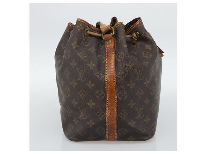 LOUIS VUITTON Monogram Petit Noe Shoulder Bag M42226 LV Auth 196026 Monogramma - vista 4