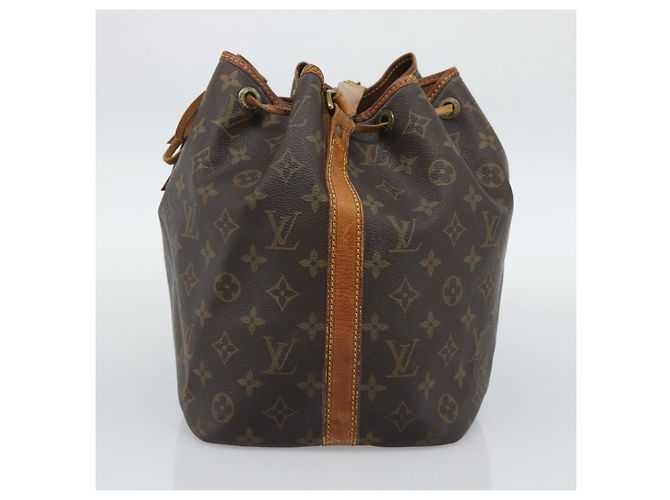 LOUIS VUITTON Monogram Petit Noe Shoulder Bag M42226 LV Auth 196026 Monogramma - vista 5