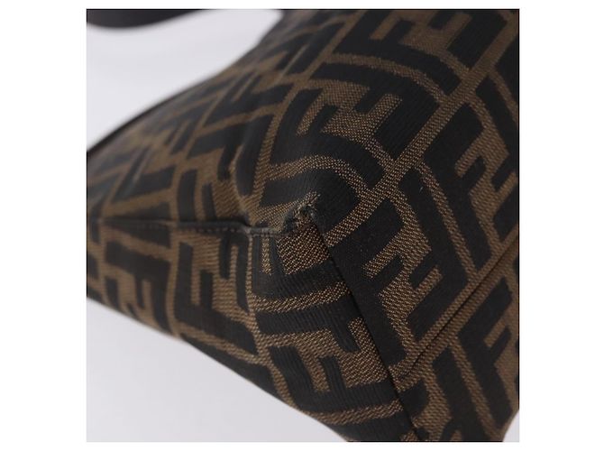 Borsa a tracolla FENDI Zucca Canvas Mamma Baguette Marrone Nero Auth 196776V - vista 12