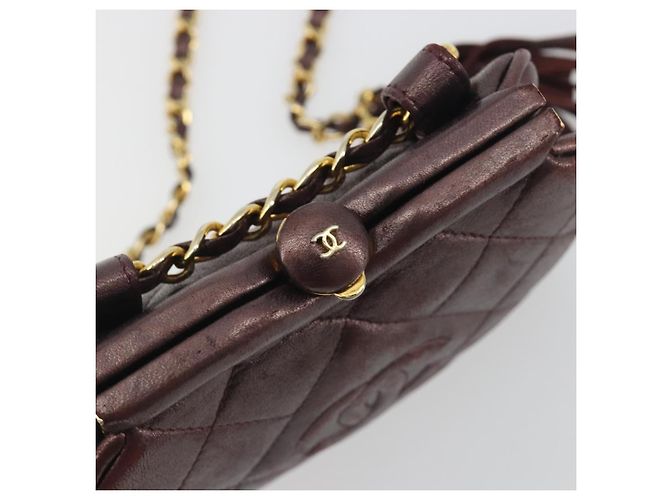 CHANEL Matelasse Gürteltasche Lammleder Bordeaux Gold CC Auth bs36614A Golden - Ansicht 16