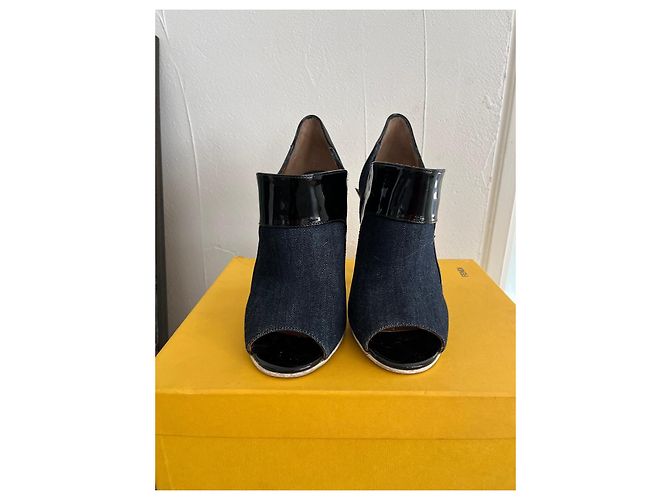 Stivaletti Fendi in denim e pelle verniciata nera Nero Blu - vista 8