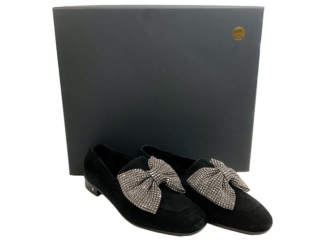 Mocassini Angela Laurence Dacade in camoscio nero con fiocco impreziosito da cristalli - vista 6