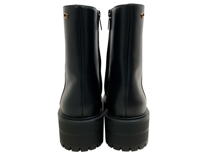 Gianvito Rossi Warner Stiefeletten aus schwarzem Leder mit quadratischer Kappe - Ansicht 5
