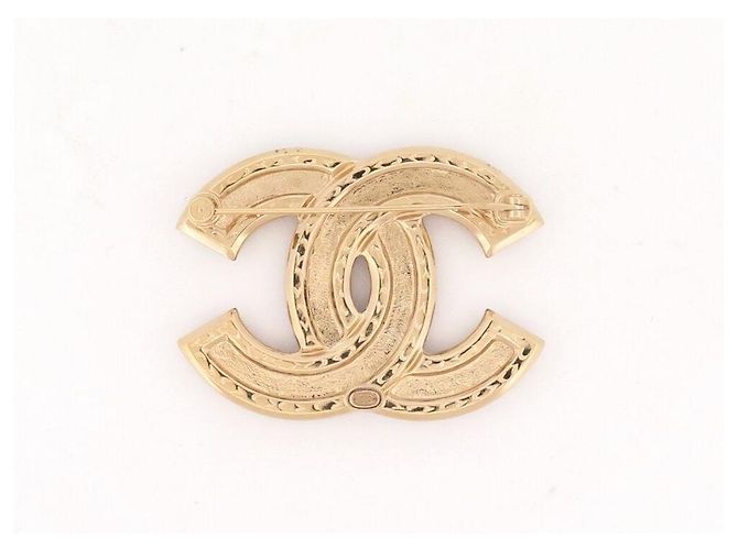 Chanel CC Brosche in Goldoptik mit Steppdesign und Strass Golden - Ansicht 3