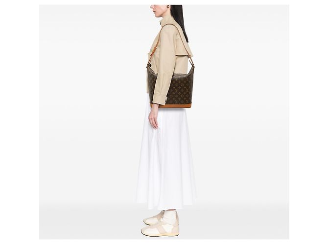 Brown Louis Vuitton Monogram Amfar Three Shoulder Bag - view 8