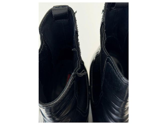 Stivaletti Chelsea platform in pelle nera Prada Nero - vista 5