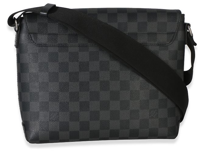 Louis Vuitton Damier Graphite Canvas District PM Nero - vista 2