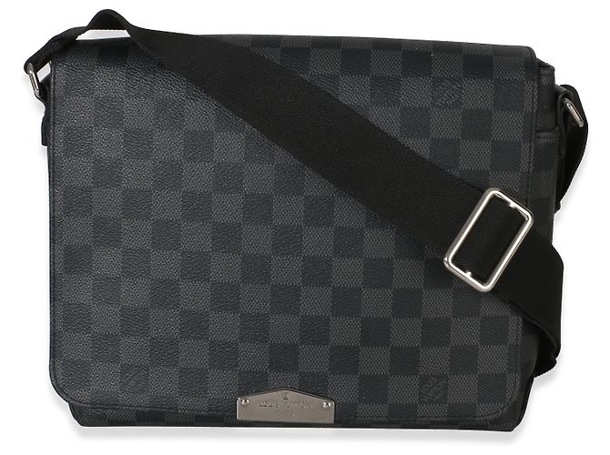Louis Vuitton Damier Graphite Canvas District PM Nero - vista 7