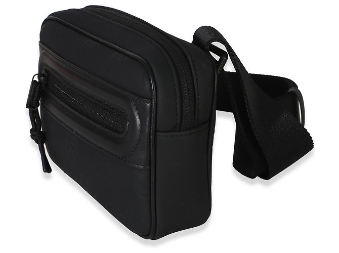 Mini borsa a tracolla Gucci in gomma nera effetto GG Nero - vista 3