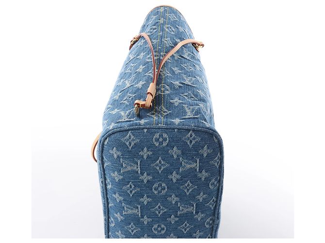 Borsa a tracolla Louis Vuitton Neverfull MM Monogram Denim in blu M13192 - vista 8
