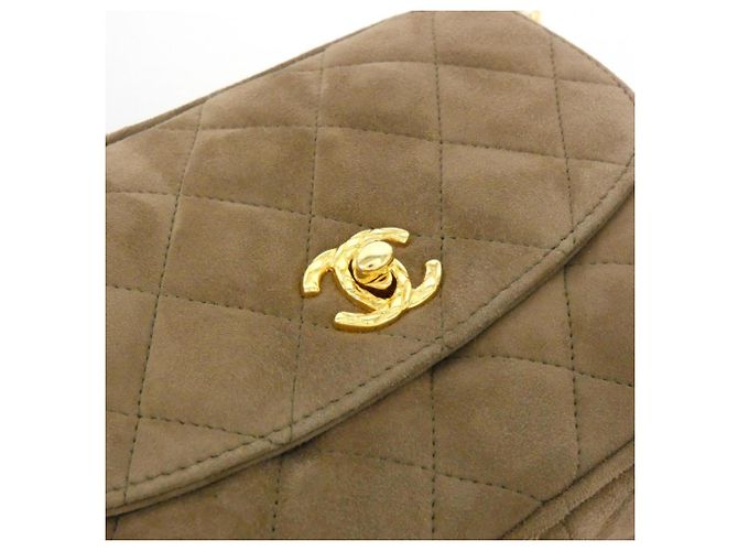 Borsa a tracolla Chanel in camoscio marrone chiaro - vista 6