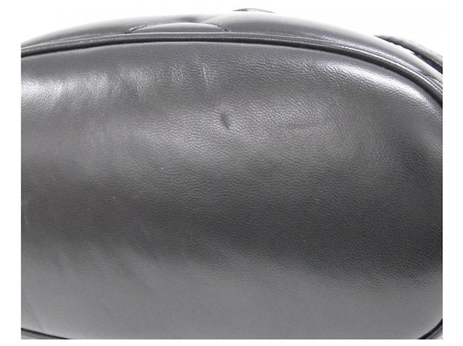 Gucci GG Marmont Rucksack aus gestepptem schwarzem Leder - Ansicht 3
