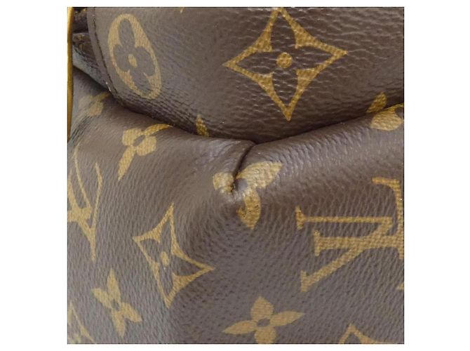 Zaino Cargo Louis Vuitton Monogram Archive Discovery M25979 Marrone Monogramma - vista 3