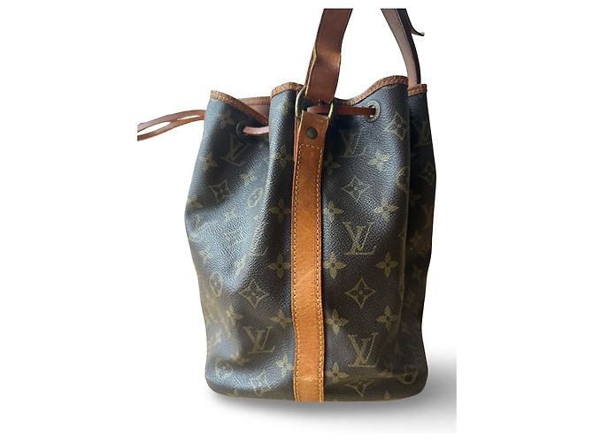 Noe Louis Vuitton Petit Noé Beige D'oro - vista 4