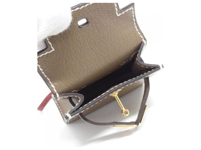 Hermès Hermes Kelly Twilly Mini Accessory Bag Charm D'oro Taupe - vista 5