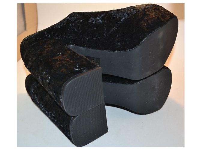 Jeffrey Campbell Scarpe con plateau in velluto nero - vista 4