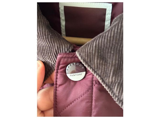 Barbour x Pantone Steppjacke Bordeaux - Ansicht 7