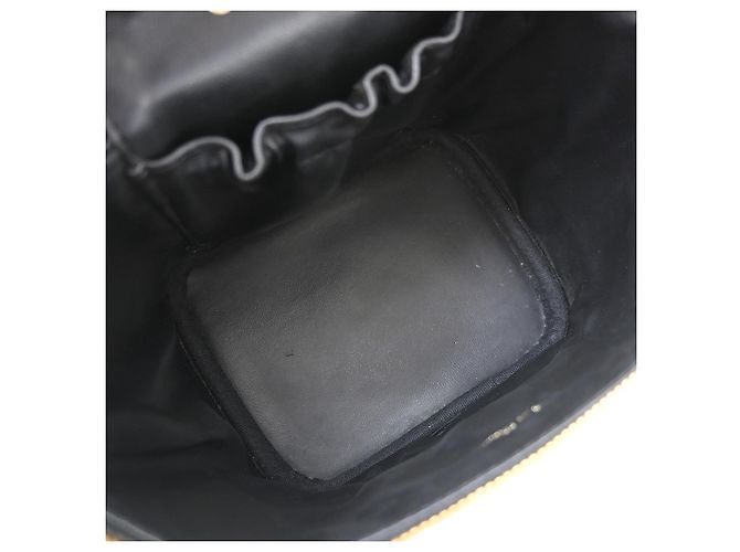 Chanel Vintage Timeless Cosmetic Case Caviar Small Black - view 3