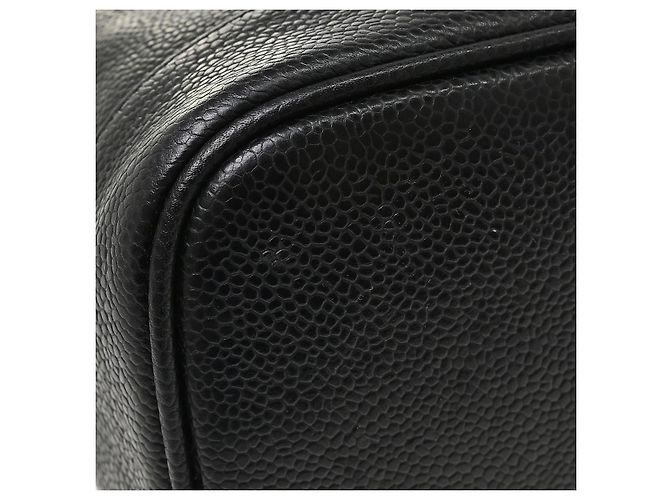 Chanel Vintage Timeless Cosmetic Case Caviar Small Black - view 7