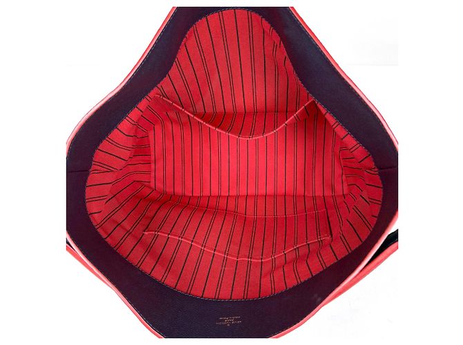 Louis Vuitton Merry Tote Bag in Marine Rouge Red - view 9