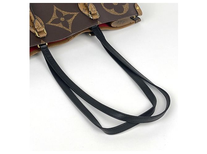 Borsa Tote Louis Vuitton OnTheGo GM Marrone - vista 7