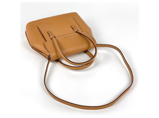 Bolsa de mão em couro 2-Way Loewe Camelo - vista 6