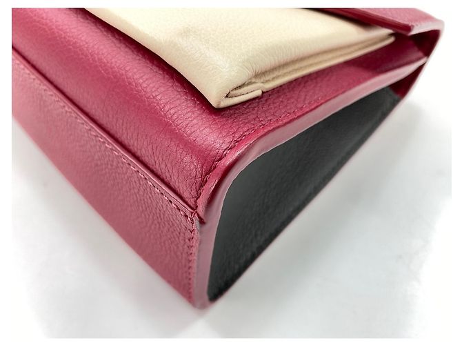 Borsa a tracolla Louis Vuitton MyLockme BB Rosso Bordò - vista 9