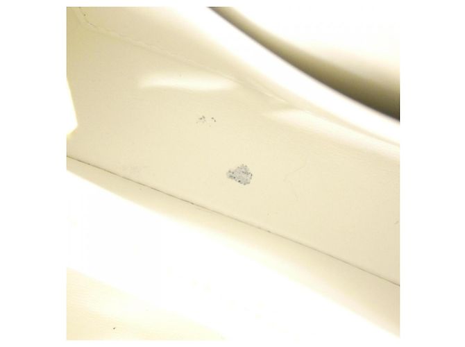 Borsa Louis Vuitton Capucines MINI Bianco - vista 10