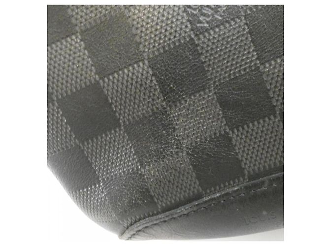 Borsa a tracolla Louis Vuitton Damier Infini Avenue Nero Argento - vista 4