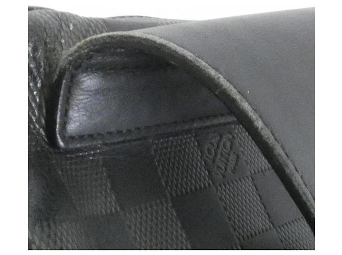 Borsa a tracolla Louis Vuitton Damier Infini Avenue Nero Argento - vista 5