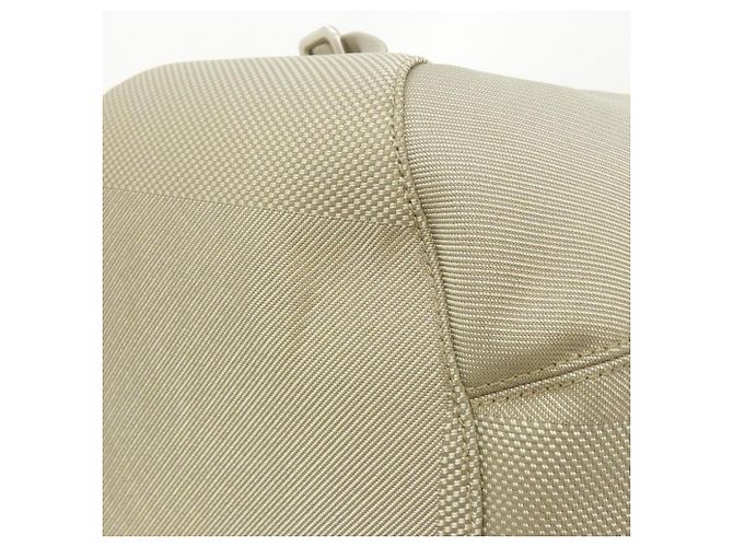 Borsa Louis Vuitton Damier Geant Matero GM - vista 3