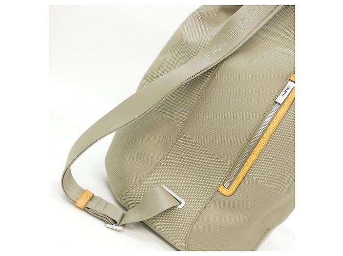 Borsa Louis Vuitton Damier Geant Matero GM - vista 5