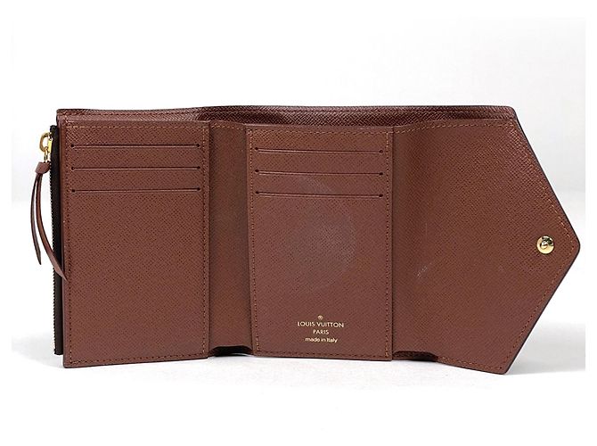 Louis Vuitton Portefeuille Victorine Tri-fold Wallet Marrone - vista 8