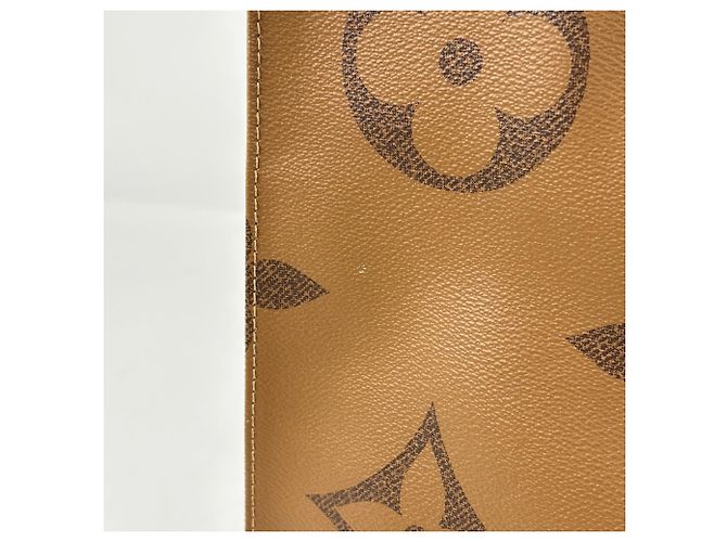 Borsa Tote Louis Vuitton OnTheGo GM Marrone - vista 4