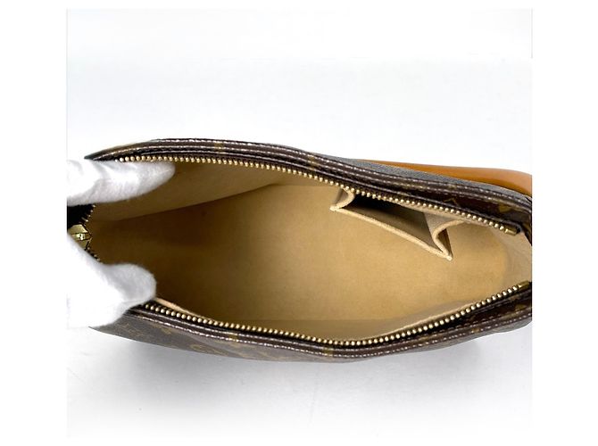 Borsa a tracolla Louis Vuitton Looping MM Marrone - vista 8