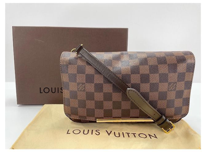 Bolsa de Ombro Louis Vuitton Hoxton PM Marrom - vista 13
