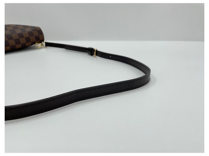 Bolsa de Ombro Louis Vuitton Hoxton PM Marrom - vista 9
