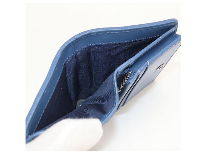 Cartera bi-fold Gucci en azul - vista 4