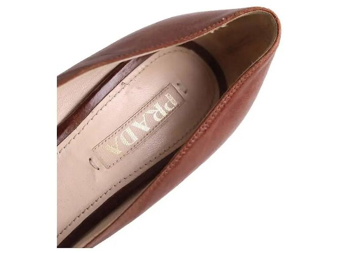 Tacchi Prada in pelle marrone Taglia 38 - vista 4