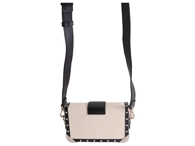 Fendi Baguette Trunk Mini Schultertasche weiß - Ansicht 3